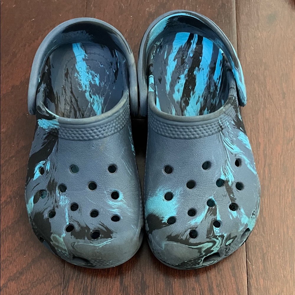 Kids Blue Marble Slip-On Clog Shoes
